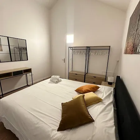 Apartman Rooftop Duplex 2 Steps From Paris