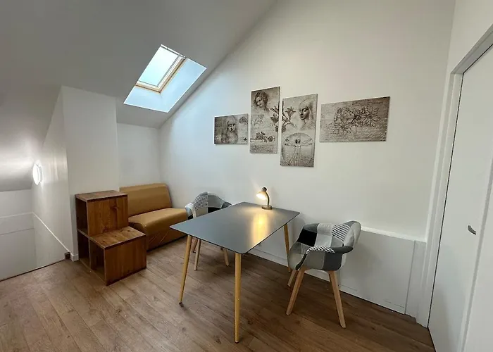 Rooftop Duplex 2 Steps From Paris *